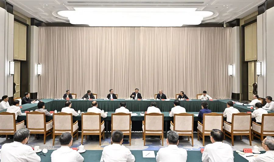 习近平东北讲话：加快发展风光、核电等清洁能源，建设一体化能源基地